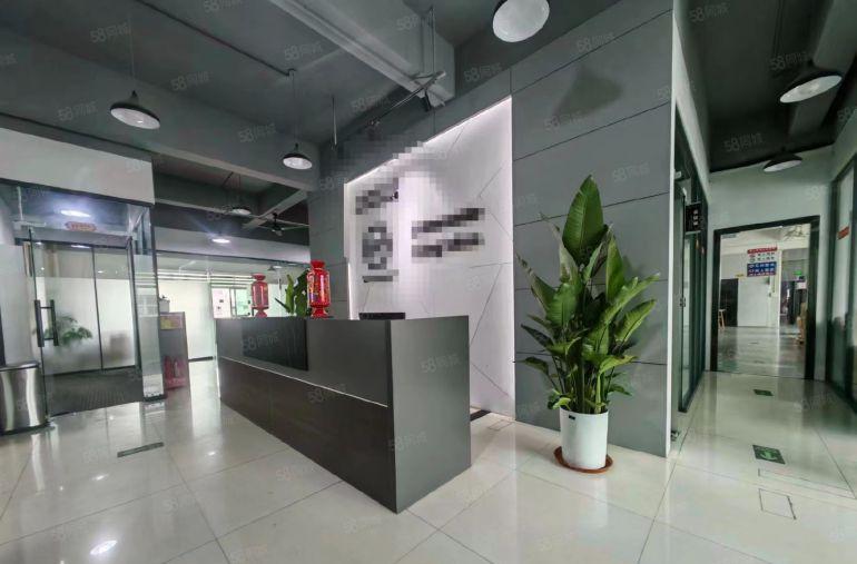 塘厦石鼓新出楼上2000平厂房仓库出租，现成精装修，水电齐全