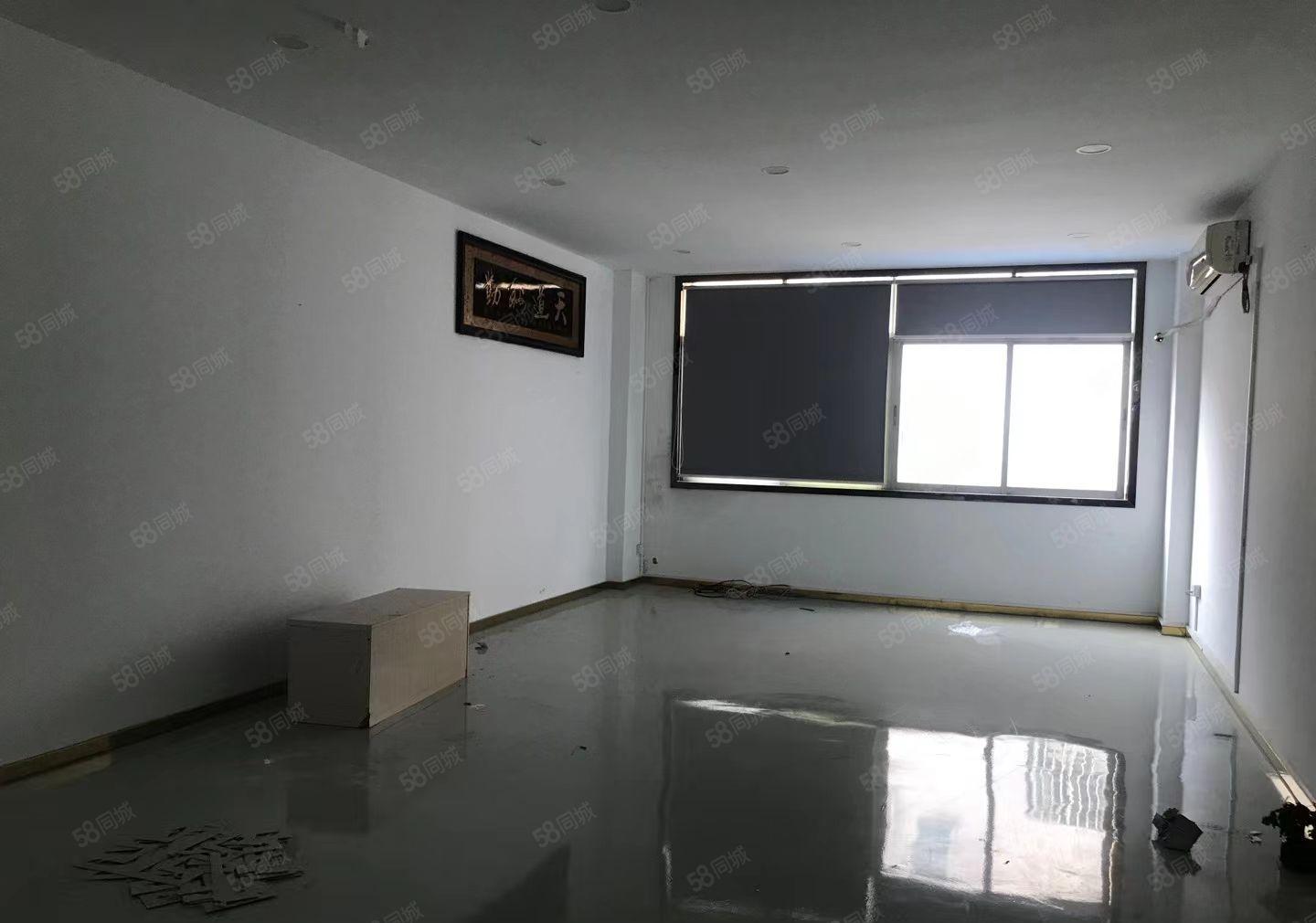 塘厦镇精装修楼上700平方