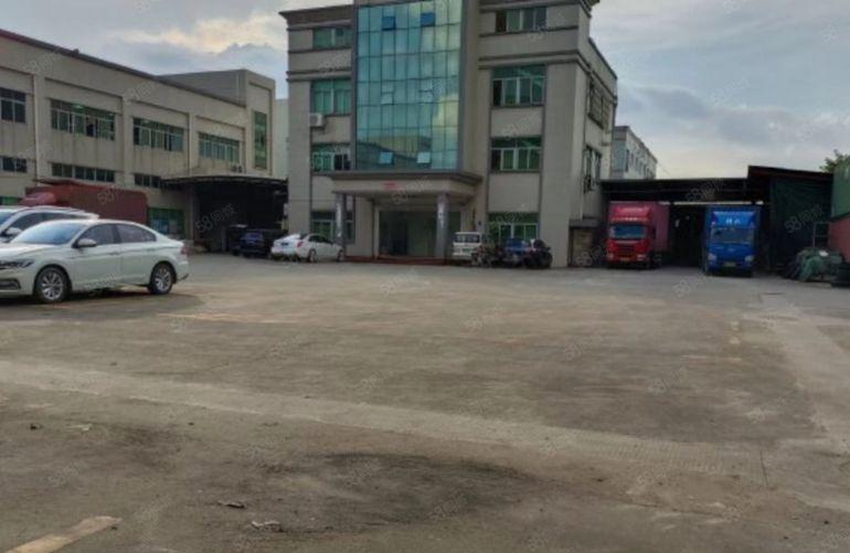 塘厦蛟乙塘新出楼上1400平方，带大气前台现成办公室水电齐全