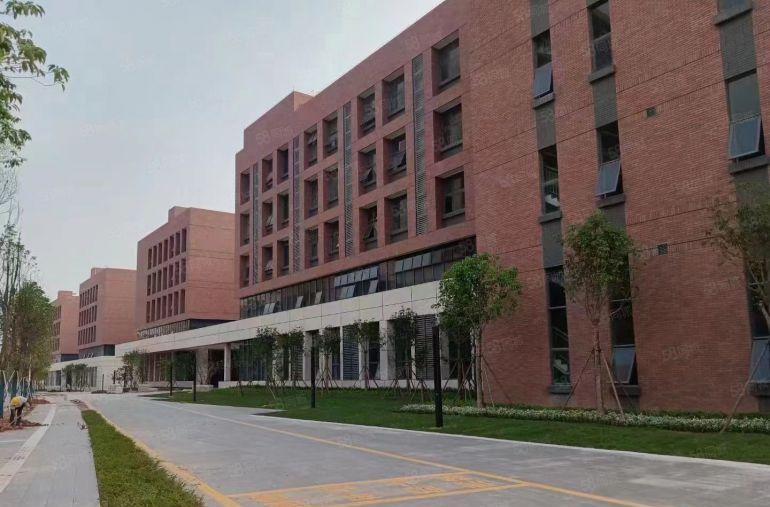 塘厦高端园区独栋8000平单层1500平红本厂房出租