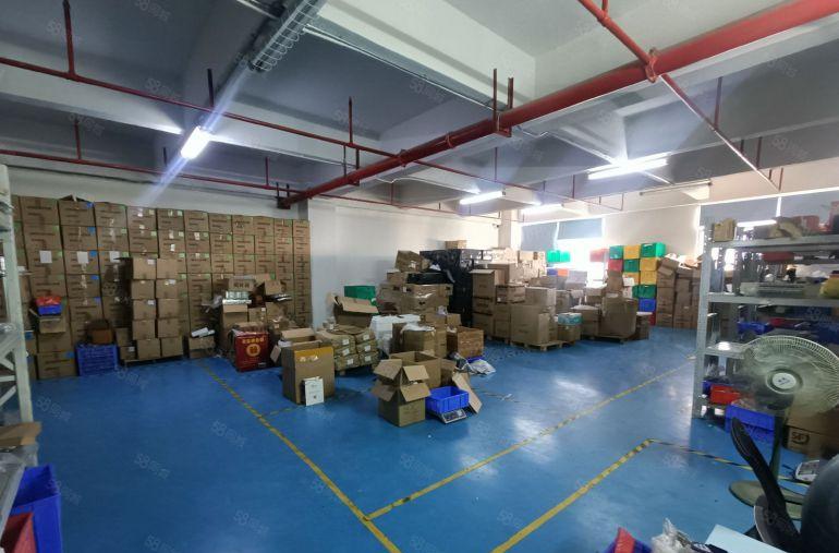 塘厦外环高速楼上1650平实际面积，现成办公室装修厂房出租