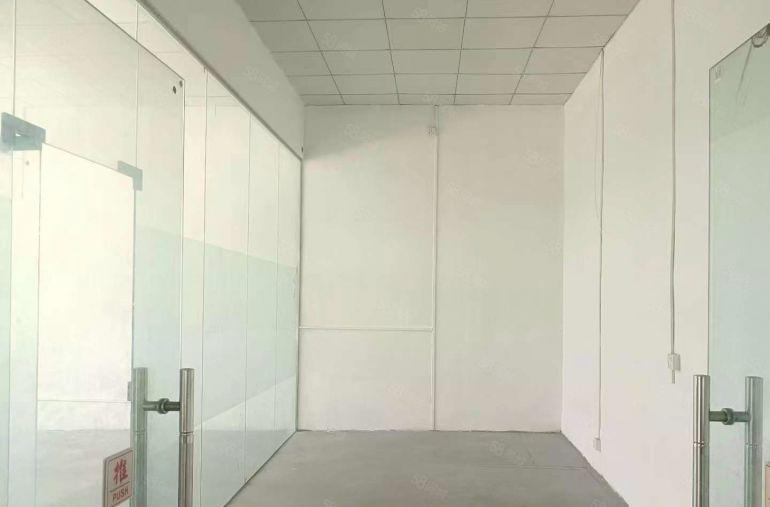 塘厦中心园区楼上360平厂房仓库出租，装修带办公，主线到车间