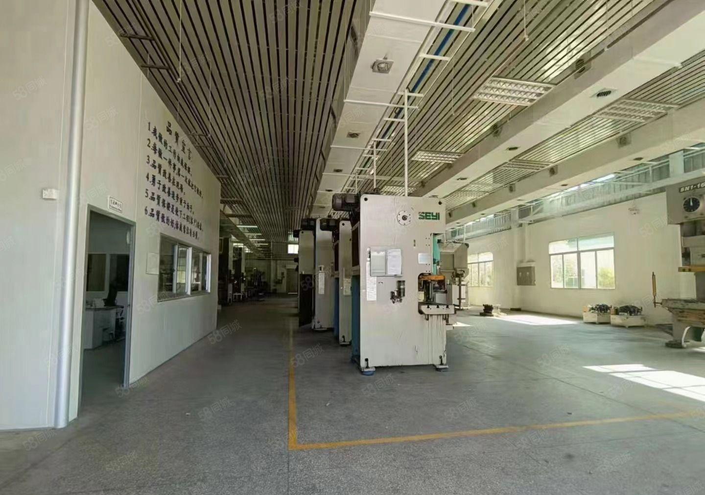 与深圳半小时塘厦高速出口2公里花园独栋厂房 可整租可分租