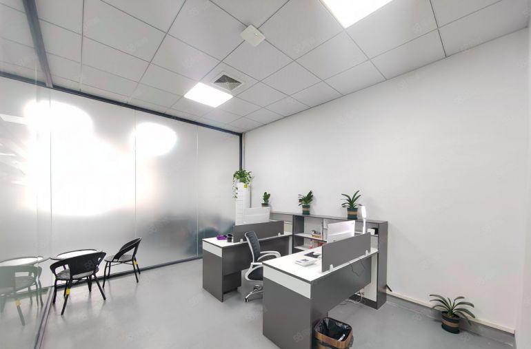 塘厦镇楼上精装修厂房1000平米招租，园区形象好，招工方便