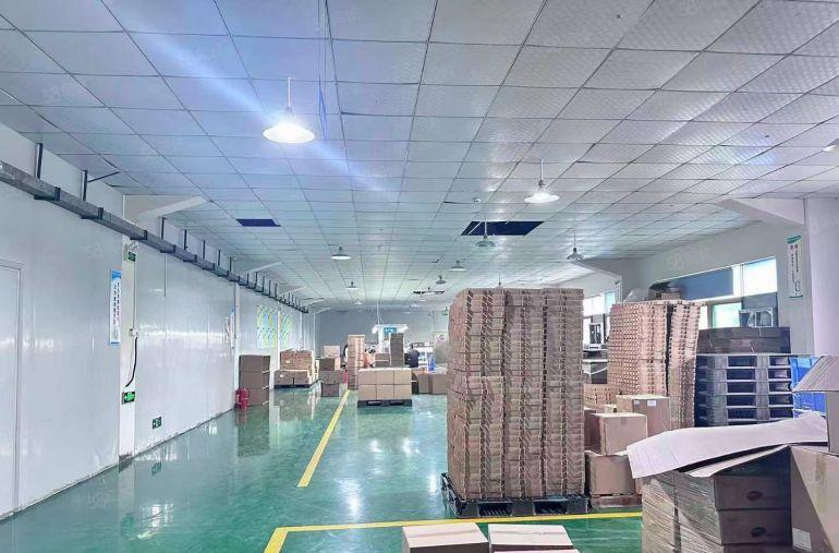 塘厦一手房东，3楼750平米，拎包入驻，带消防喷淋