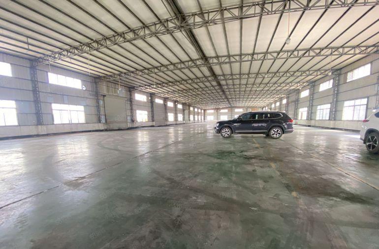 塘厦大坪独院单一层3500平方，高度8米，大小面积可分租！