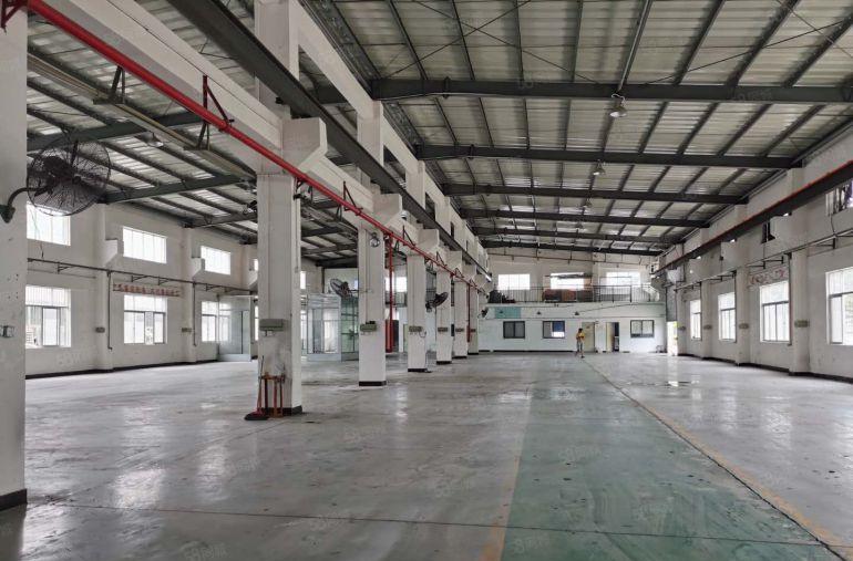 塘厦近高速口10米高一楼2000平带牛角厂房仓库出租