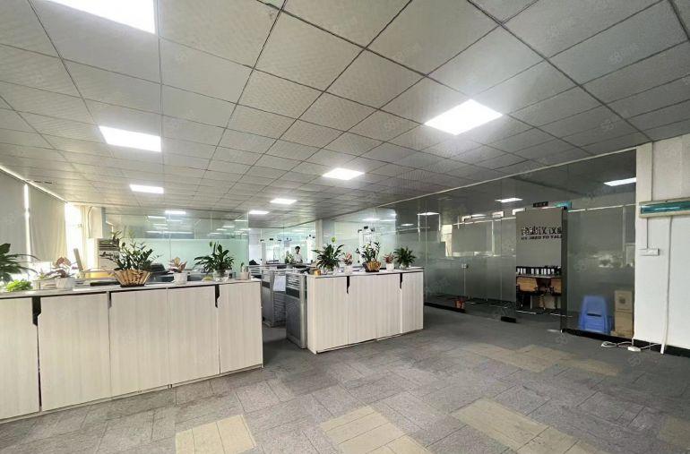 塘厦清湖头新空2楼精美装修850平出租，水电全独立隔间办公