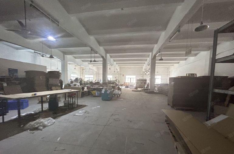 塘厦科苑城独院标准2楼1100平方，主线到车间，水电齐全！