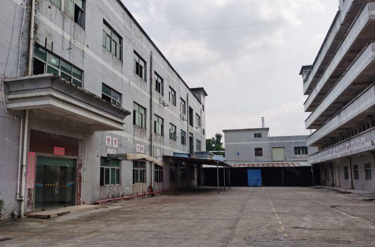 塘厦独院厂房8230平米现成办公室装修