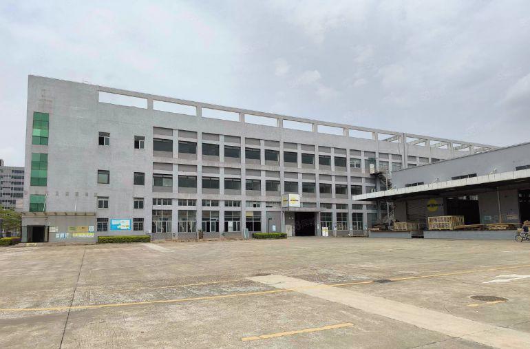 塘厦临深带装修办公室一二楼各2000平厂房仓库出租，水电齐全