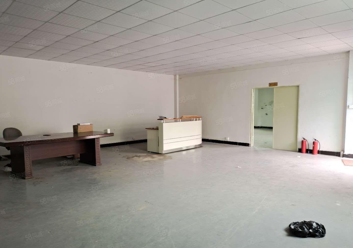 全现成装修！实业客转租2楼600平方厂房出租