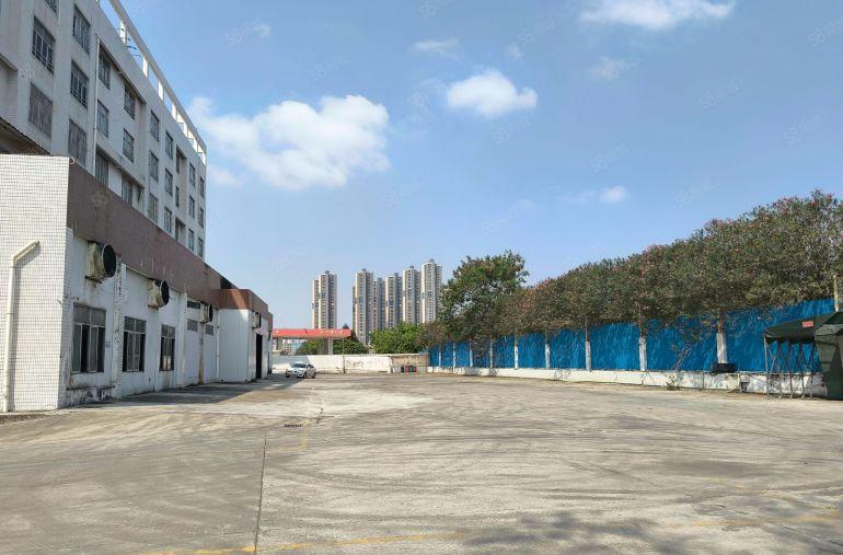 塘厦临深带装修办公室一二楼各2000平厂房仓库出租，水电齐全