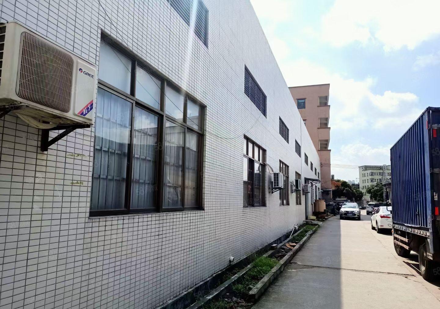 塘厦四村工业区新出钢结构1800平方米，内高8米。