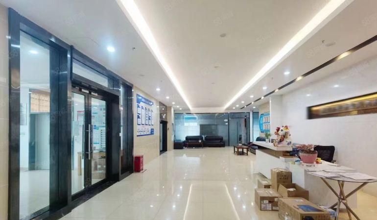 塘厦高速口沙湖新出原房东楼上2500平厂房仓库出租，拎包生产