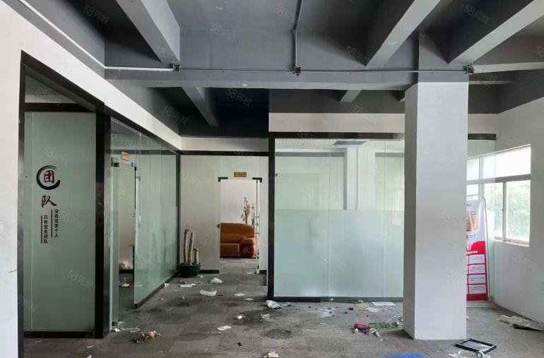 ！蛟乙塘厂房2楼650平米现成办公室装修，水电到位