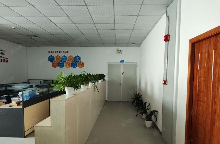 塘厦大坪高速工业园二楼带无尘车间厂房无转让费出租，现成精装修