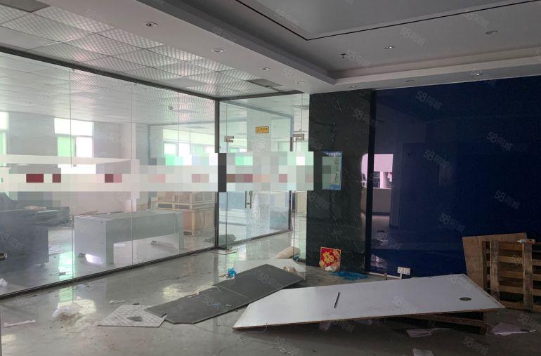 塘厦原房东标准楼上1500平厂房，精装修带喷淋无转让费出租