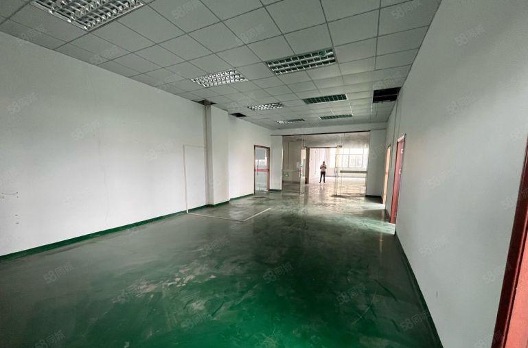 塘厦2000平楼上现成装修办公室水电齐全实际面积低价厂房出租