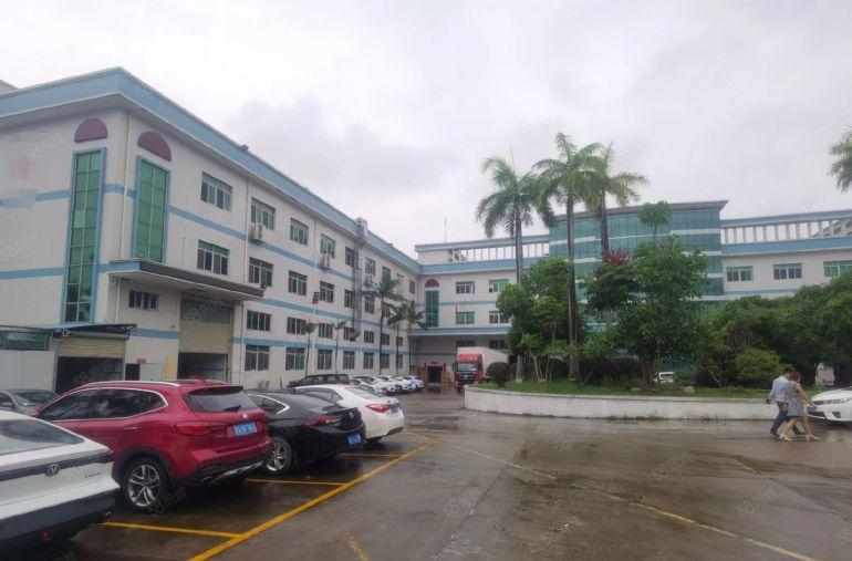 塘厦大坪靠观澜新出楼上6000平带装修厂房仓库出租，大小分租