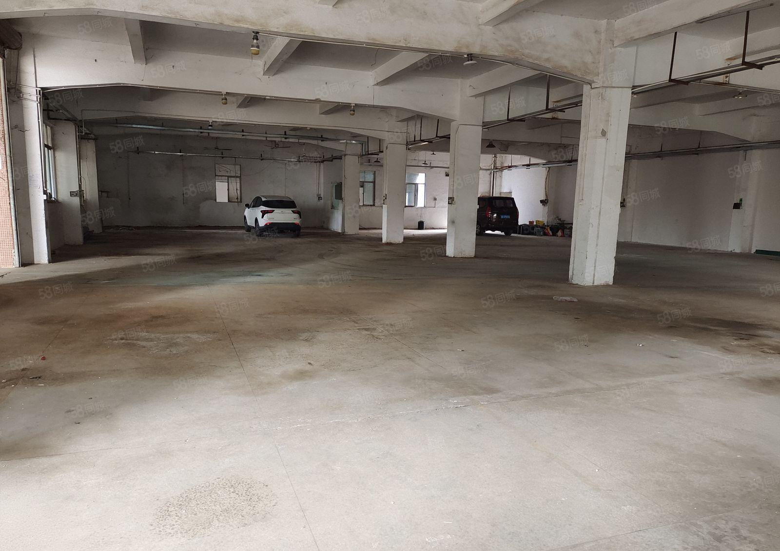 塘厦独门独院标准厂房两层加两层宿舍4800平米，可以做有污染