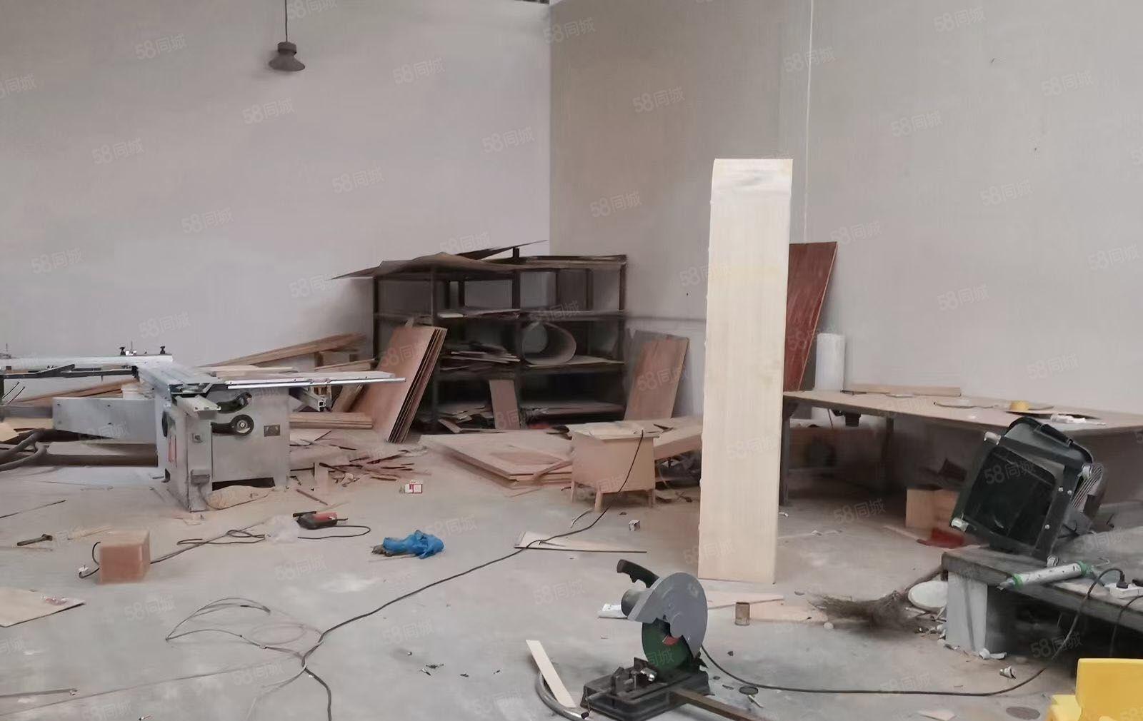 (原房东年底低价出租)塘厦四村小独栋900平方厂房出租形象好