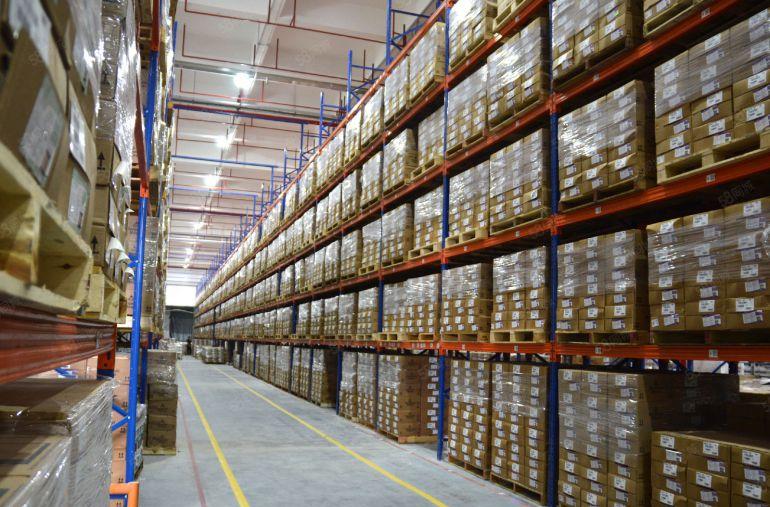 高标库公共托管仓出租托盘位，一日起租，一件代发货，一站式服务