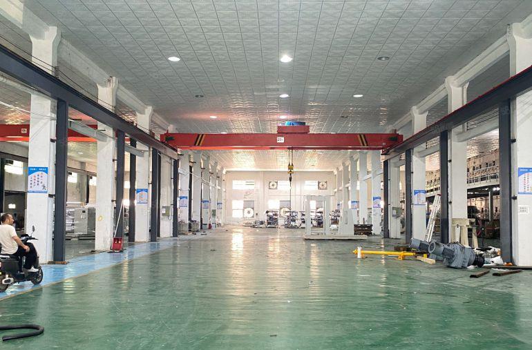 塘厦新出一楼钢构独门独院1000平滴水10米现成办公室