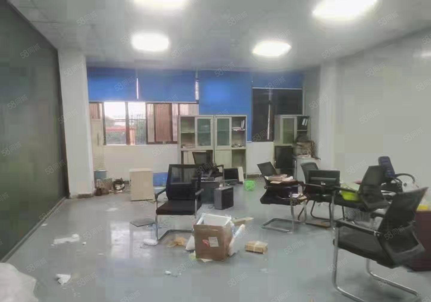 塘厦镇138新出楼上标准厂房2650平米出租