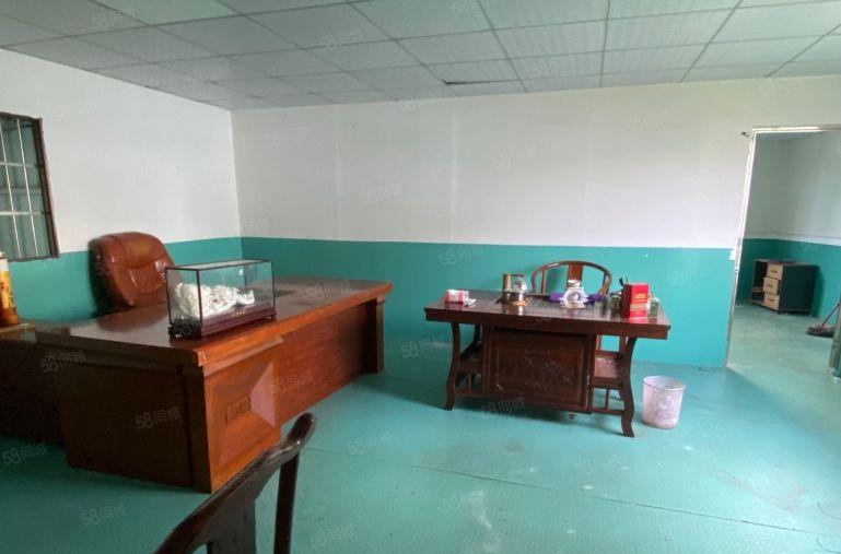 塘厦清湖头一楼钢构厂房大马路边450平带办公室特价7000元