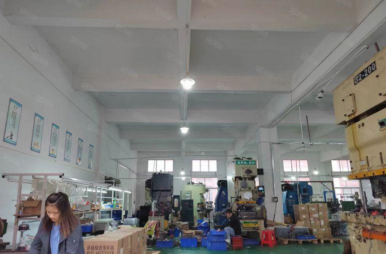 塘厦镇田心村新出标准厂房一楼780平方带现成办公室出租