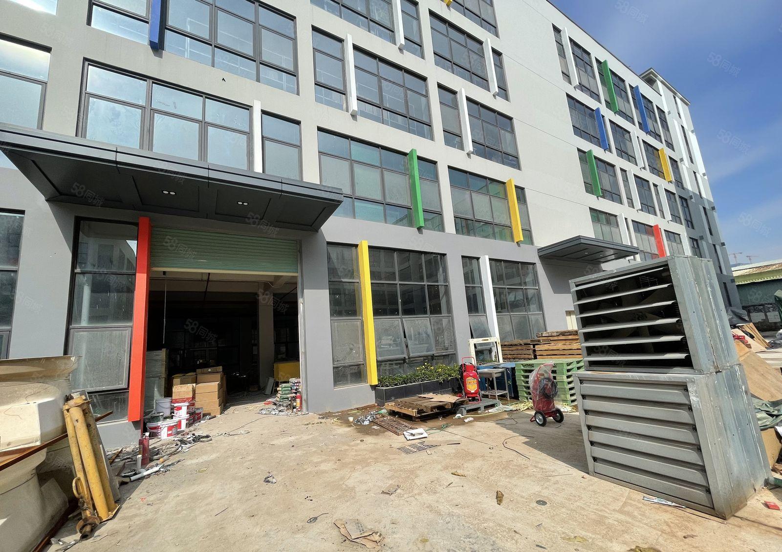 塘厦科苑城标准二楼1800平大型工业园厂房招租，采光好，拎包