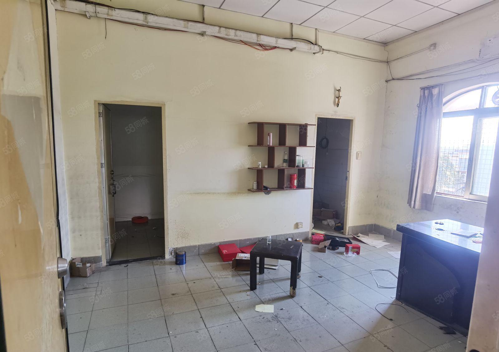 塘厦成熟工业园区新出500平厂房，可办公可生产 8000元