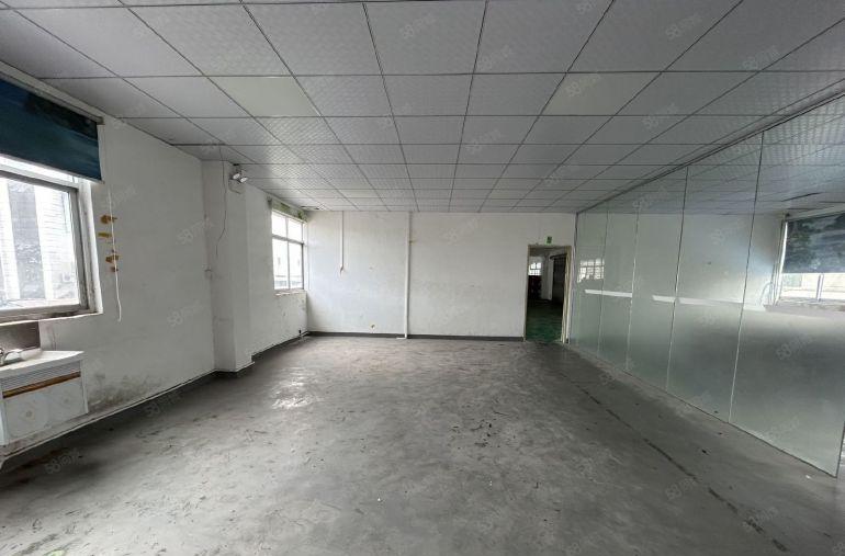 塘厦四村原房东直租楼上450平，面积实在，价格实惠，拎包入驻