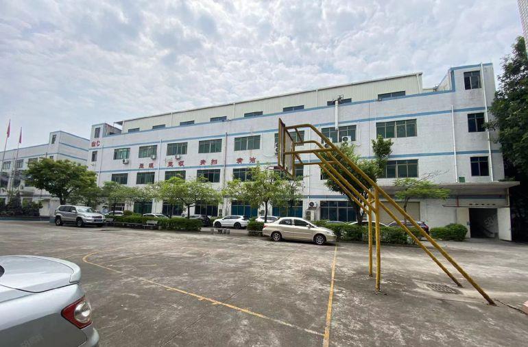 塘厦科苑城独院标准1楼1200平方，高度6米，大小可分租！