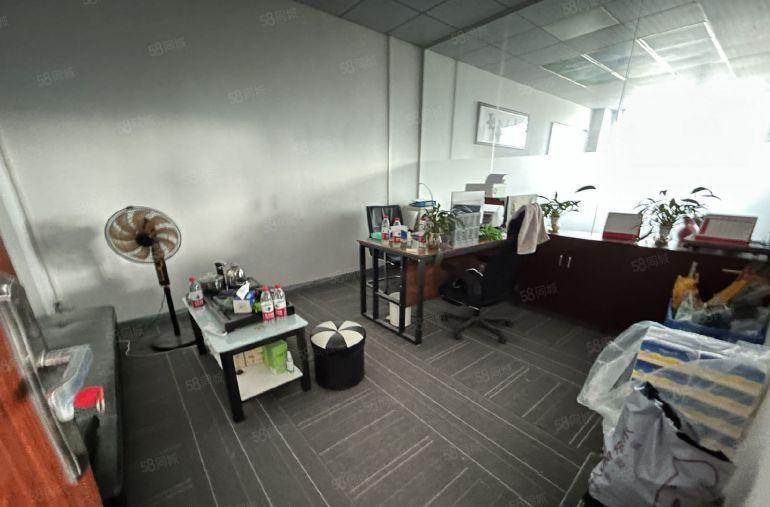 塘厦近深圳楼上700平方！精装修！现成主线，办公室装修