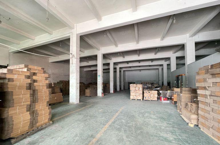 砖墙到顶单一层独栋5700平 原房东 形象敲好空地特大！