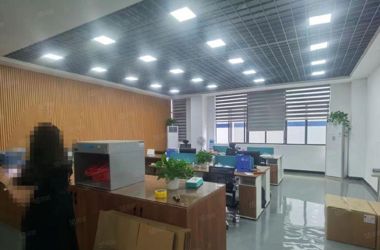 塘厦大坪靠黎光新出原房东楼上1800平厂房仓库出租，交通便利