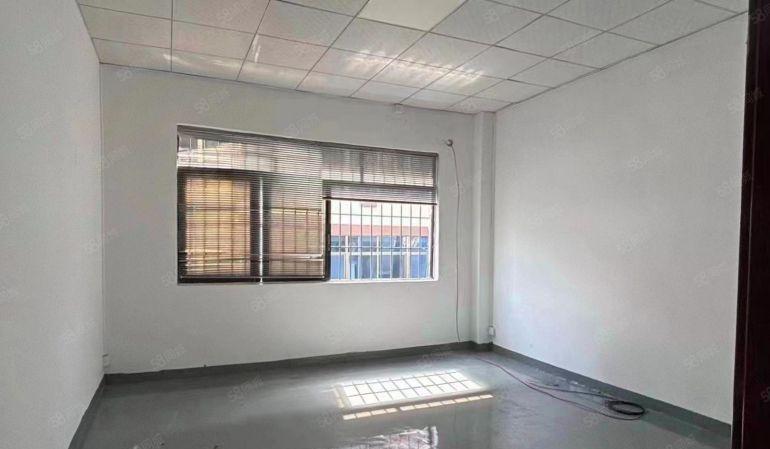 塘厦镇四村工业区厂房低价出租价格11元3楼500平米出租