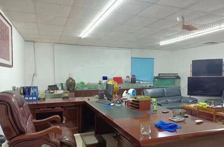 塘厦林村楼上1200平现成4条流水线办公水电，电子组装加工