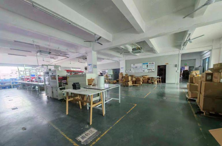 塘厦石鼓新出楼上2000平厂房仓库出租，现成精装修，水电齐全