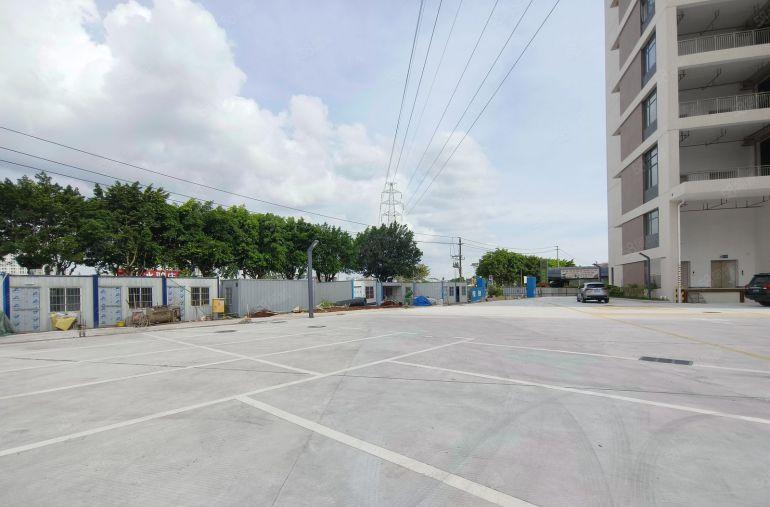 塘厦全新厂房出租全新重工业厂房1500平方起租采光通风好