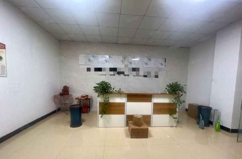 塘厦中心区标准楼上600平方，大气前台，全层吊顶地坪漆精装修