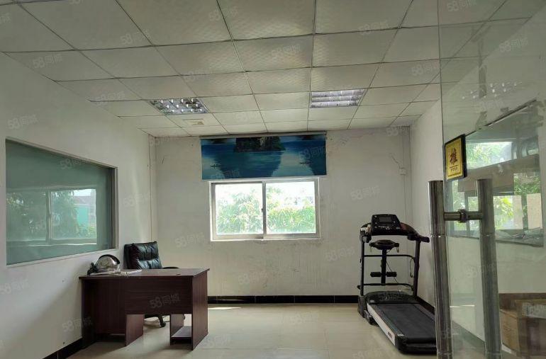 塘厦外环高速口标准3楼720平，消防合格，现成办公室精装修！