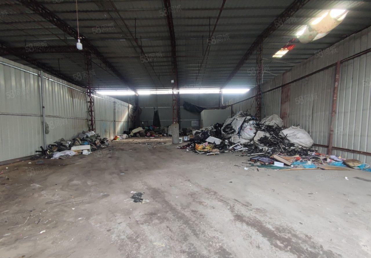 塘厦清湖头原房东430平钢构厂房，打包价租7500元，好进车