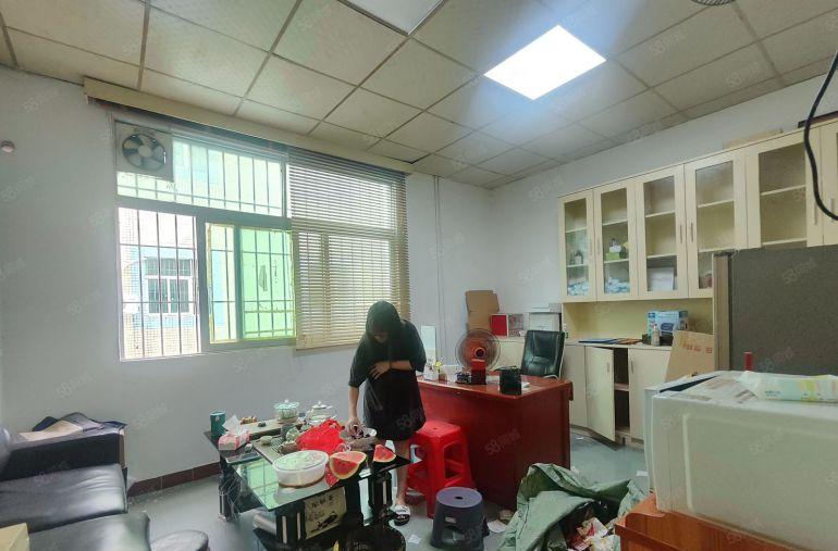 塘厦原房东独院二楼厂房1500平精装修无尘车间可分租，形象好