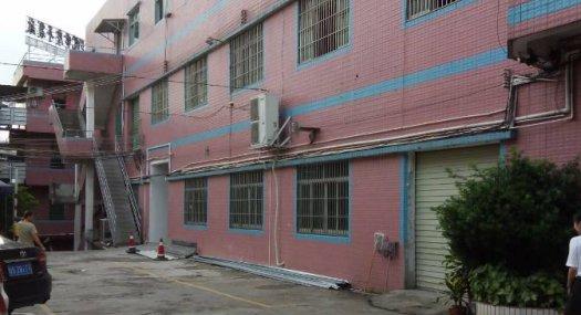 凤岗油甘铺天桥附近价格便宜小面积厂房出租楼上400平