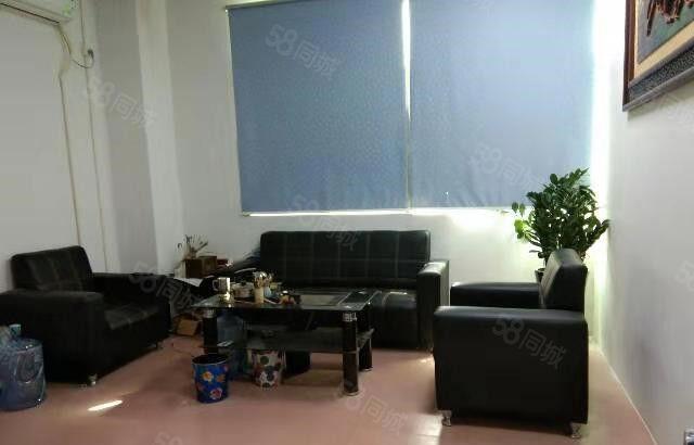 寮步牛杨村经典独院厂房700平方出租,形象好.便宜