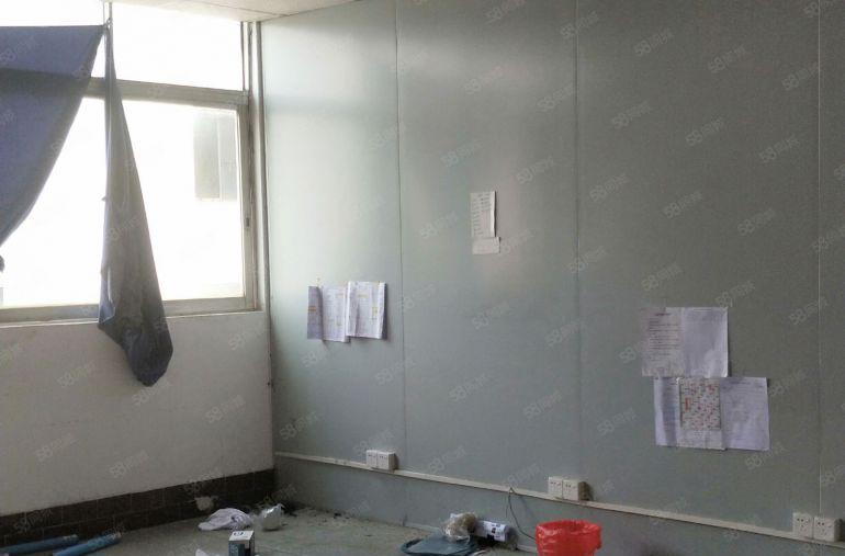 寮步 良边 独院厂房 分租 一楼300平方，价格便宜地段好