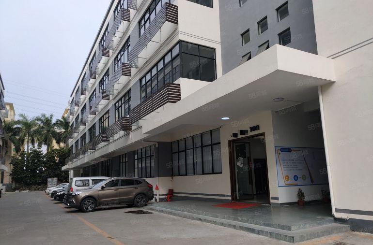 寮步 富竹山 厂房招租 一楼 400平方，价格便宜